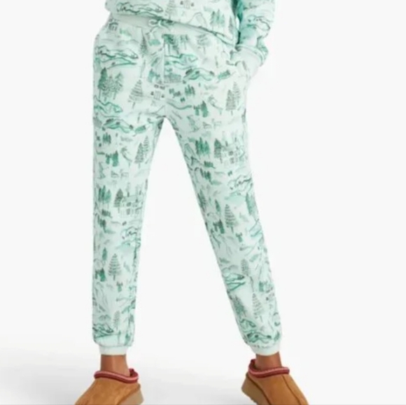 Hill House Pants - 🦇 Hill House Home Teddy "Ski Chalet" Joggers 🦇